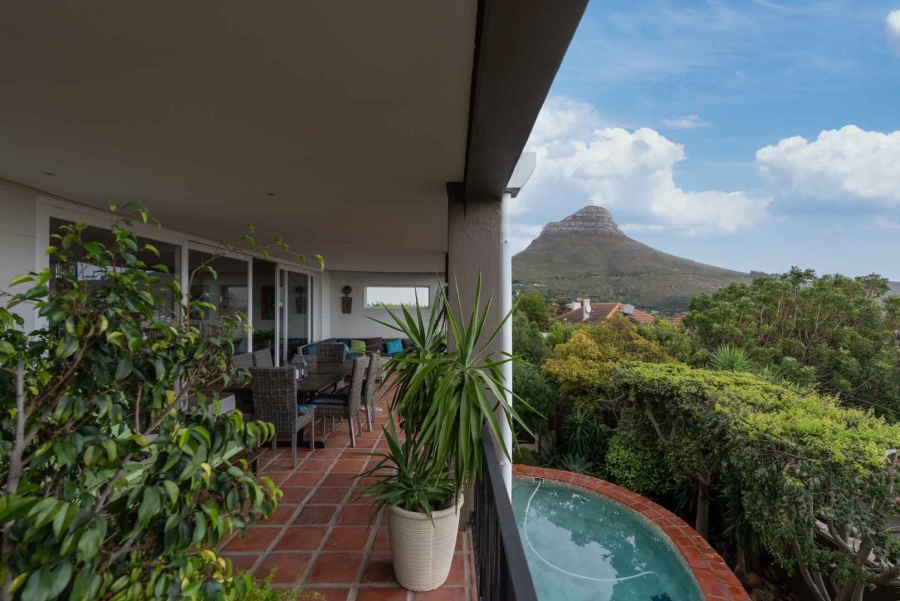 4 Bedroom Property for Sale in Oranjezicht Western Cape